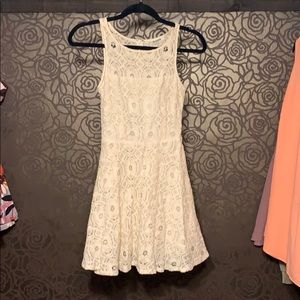 BB Dakota White Lace Dress (Size:0)